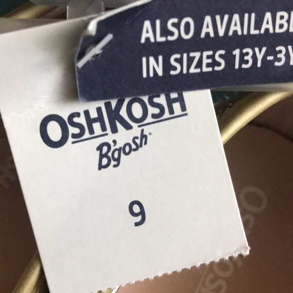 Oshkosh B’ gosh Belle Gold color girl shoes. - Picture 5 of 10